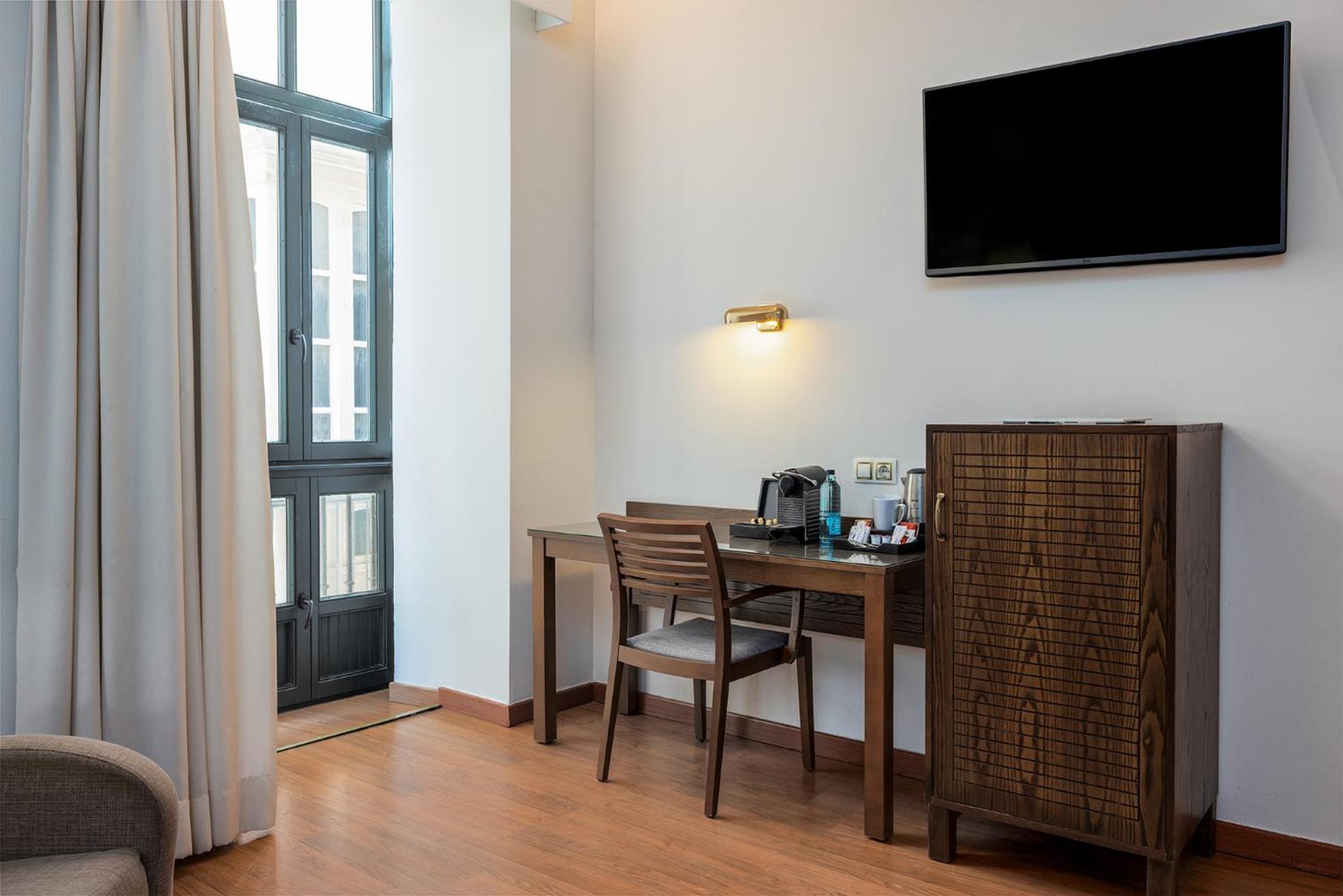 Junior Suite (2 Erwachsene + 1 Kind)