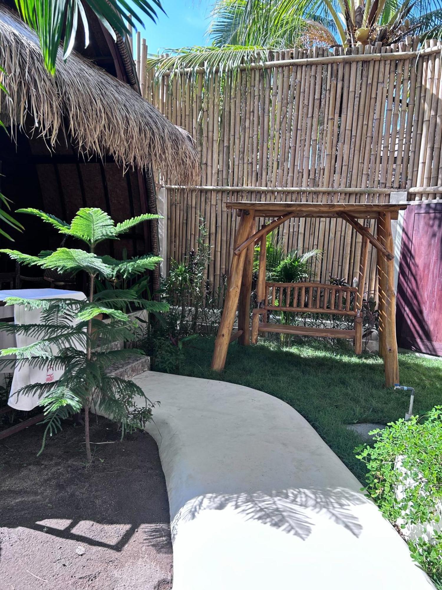 Deluxe Bungalow mit Gartenblick