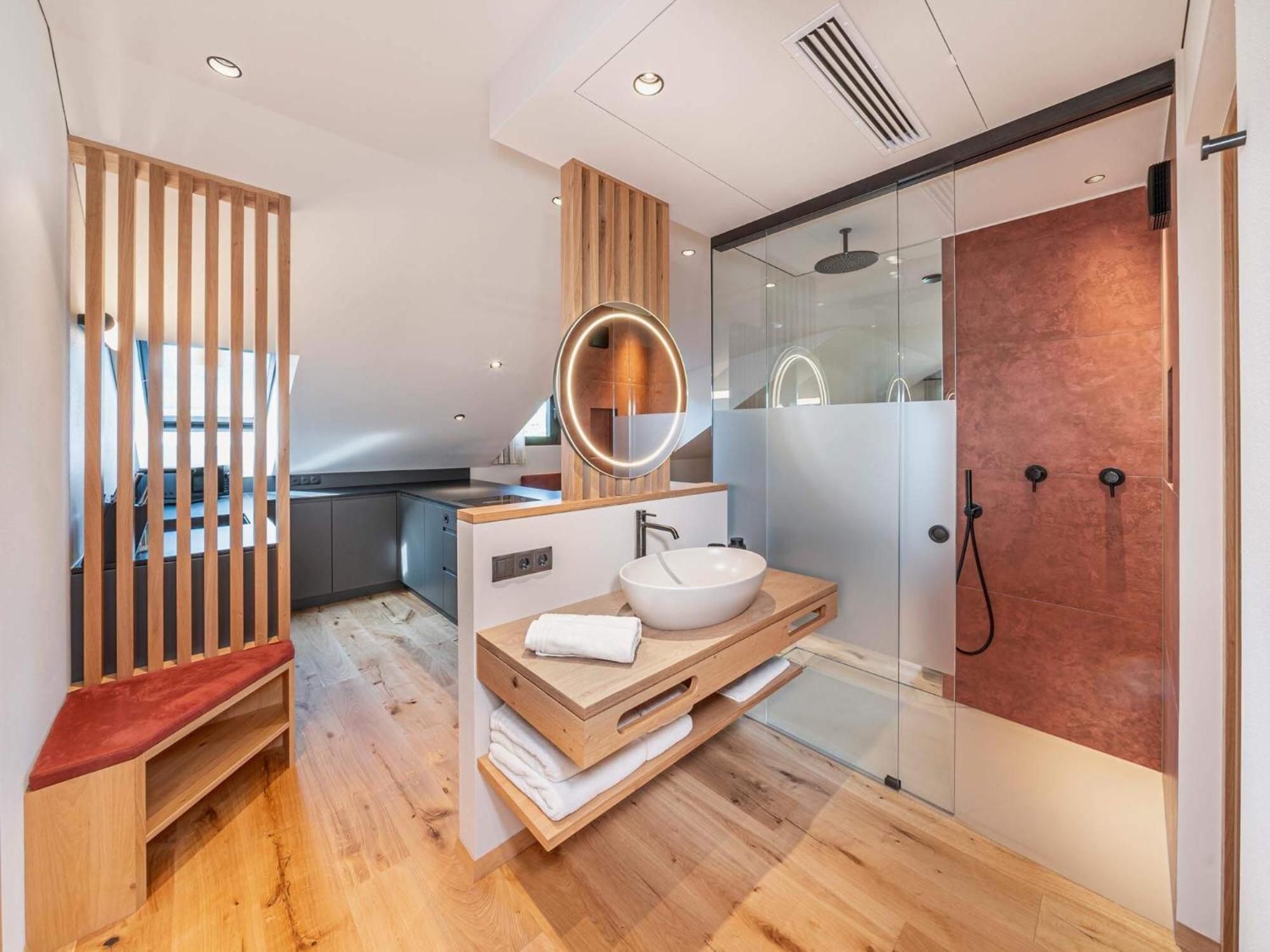 Apartment with City View,1679662958:JPEG