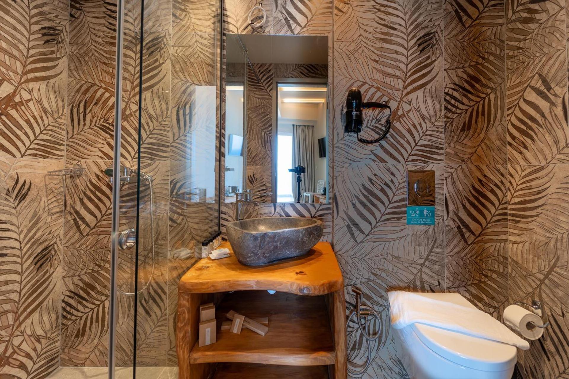 Deluxe Suite mit Poolblick