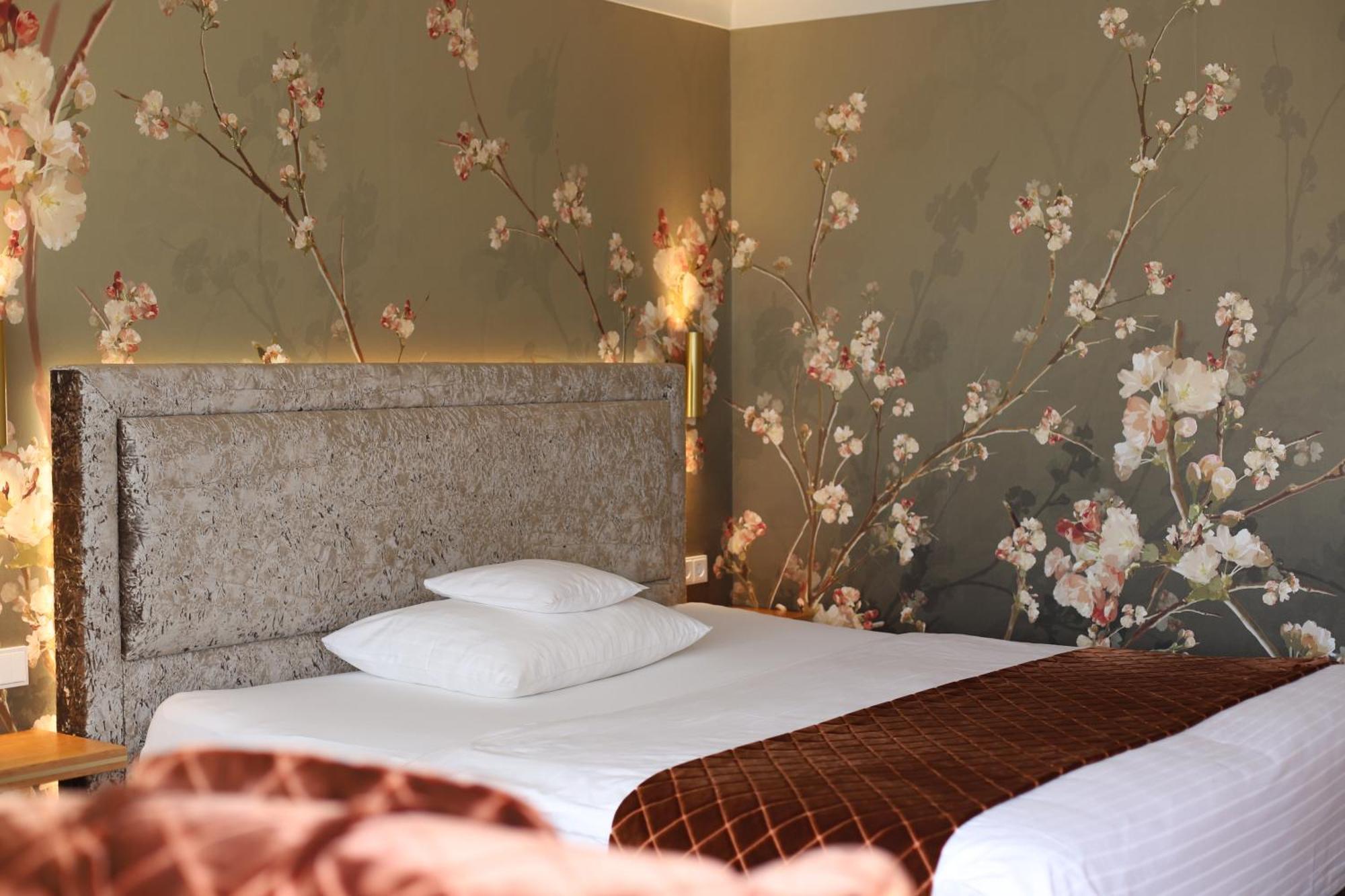 Deluxe Double Room,1689819383:JPEG