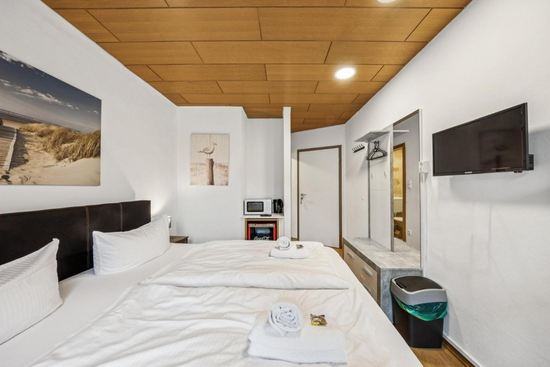 Double or Twin Room with Shower,1693050717:JPEG