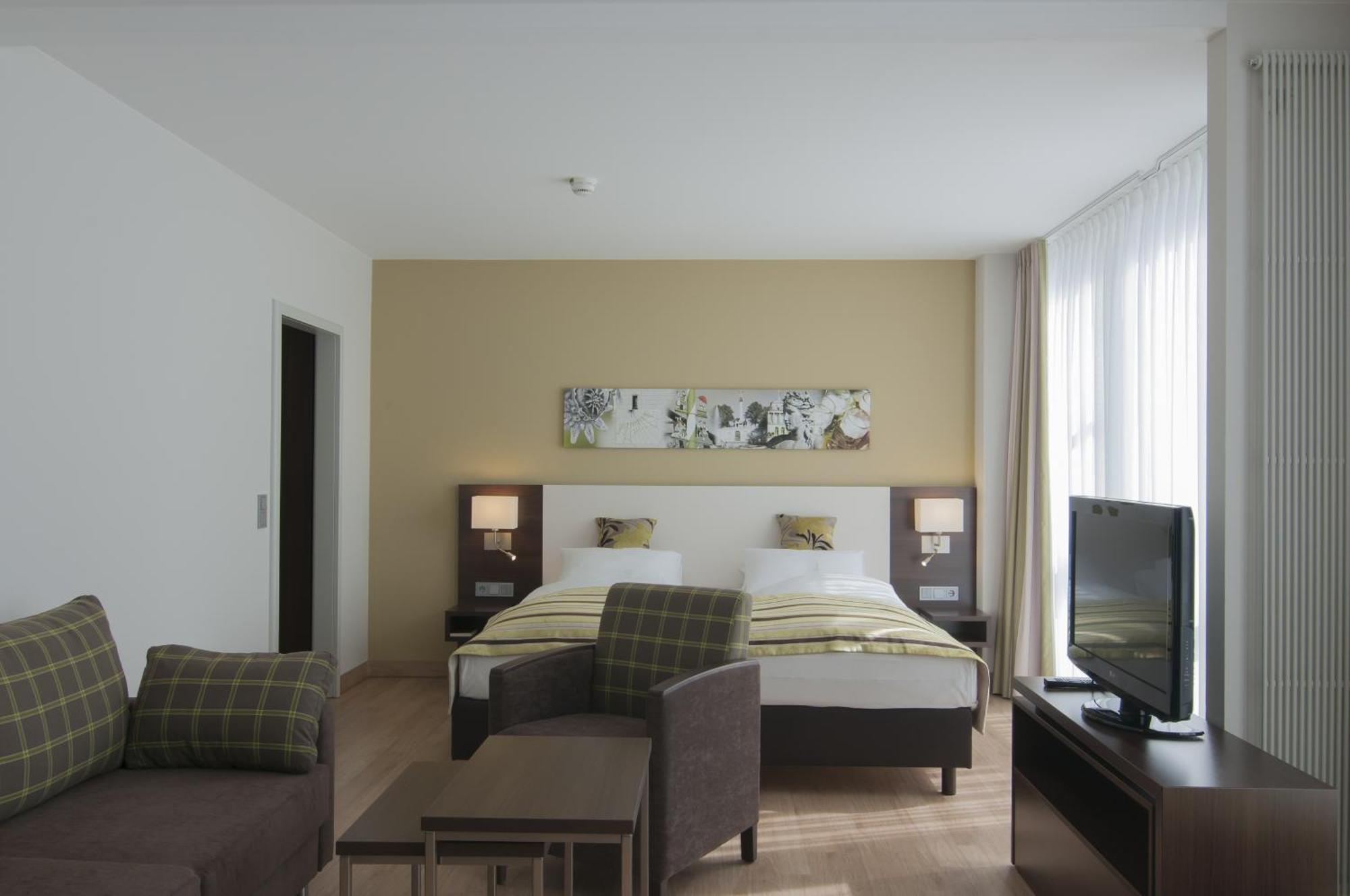 King Suite Sofa Bed,1277177482:JPEG