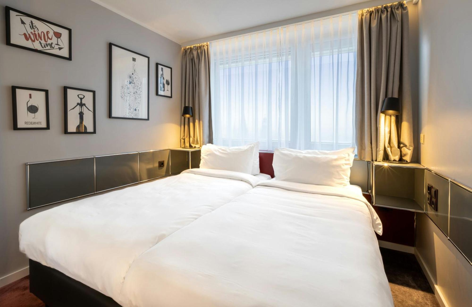 Space Double Room