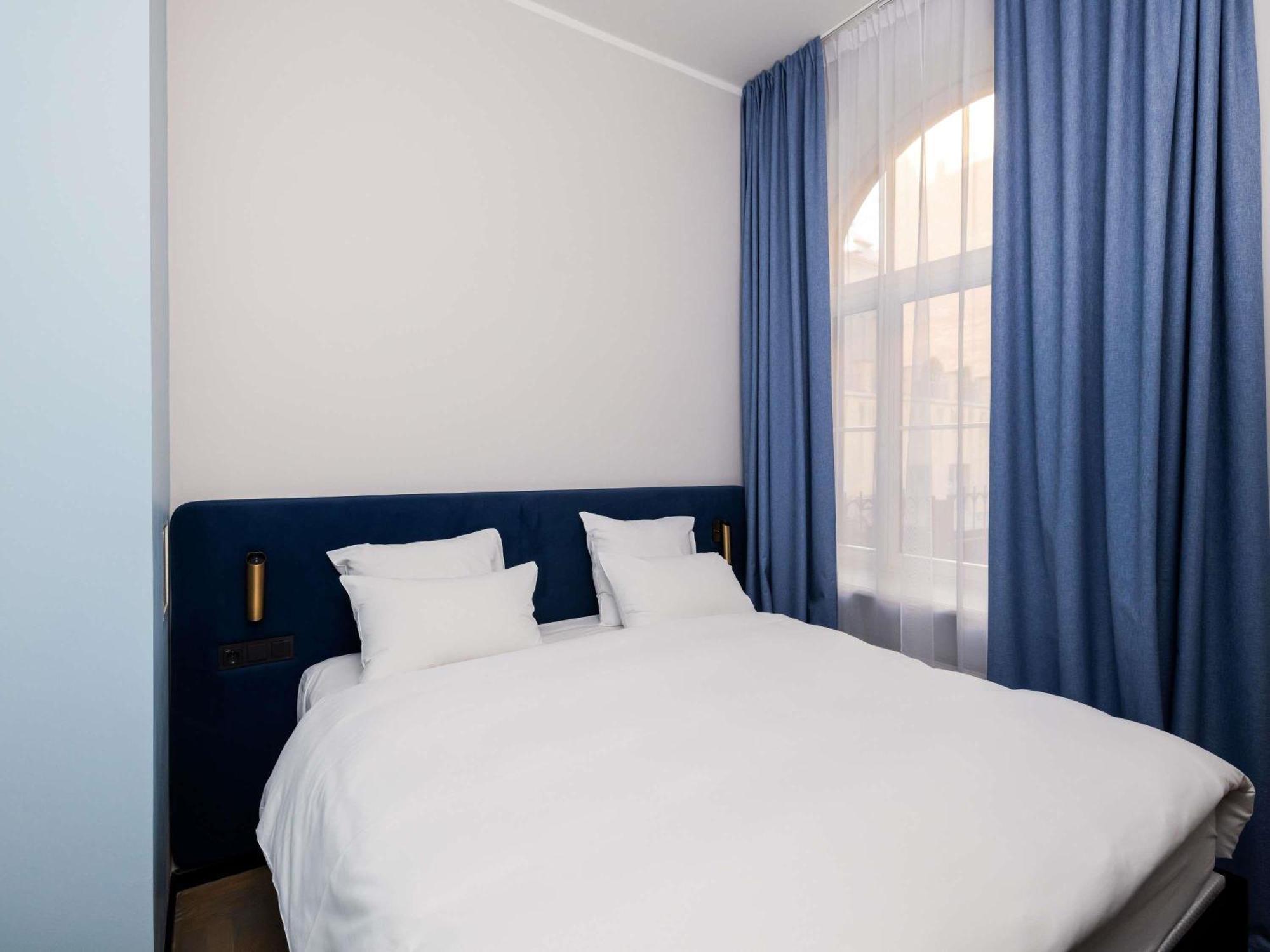 Executive Double Room with Sofa Bed,1716998382:JPEG