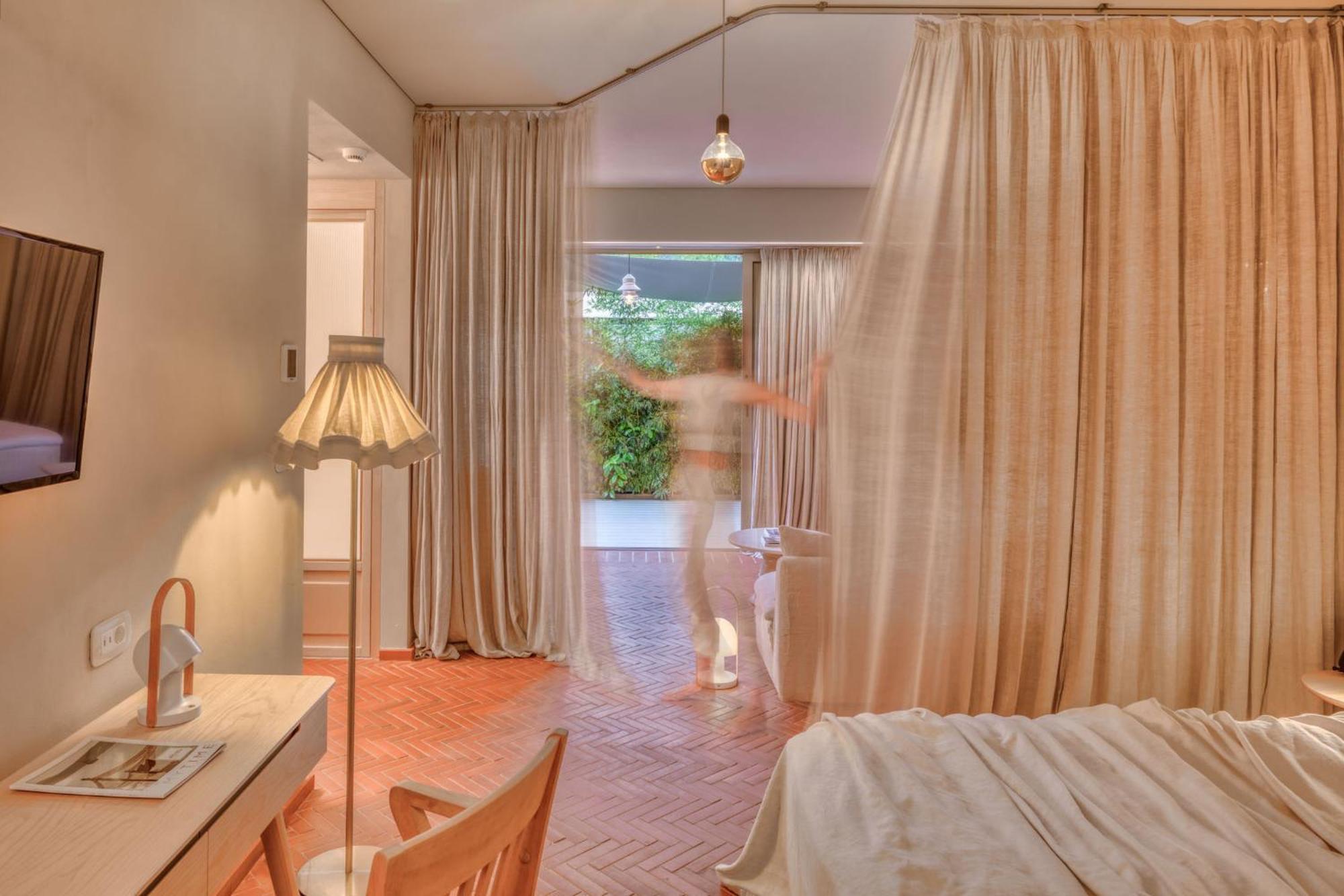 One Bedroom Suite Balcony,1722898096:JPEG