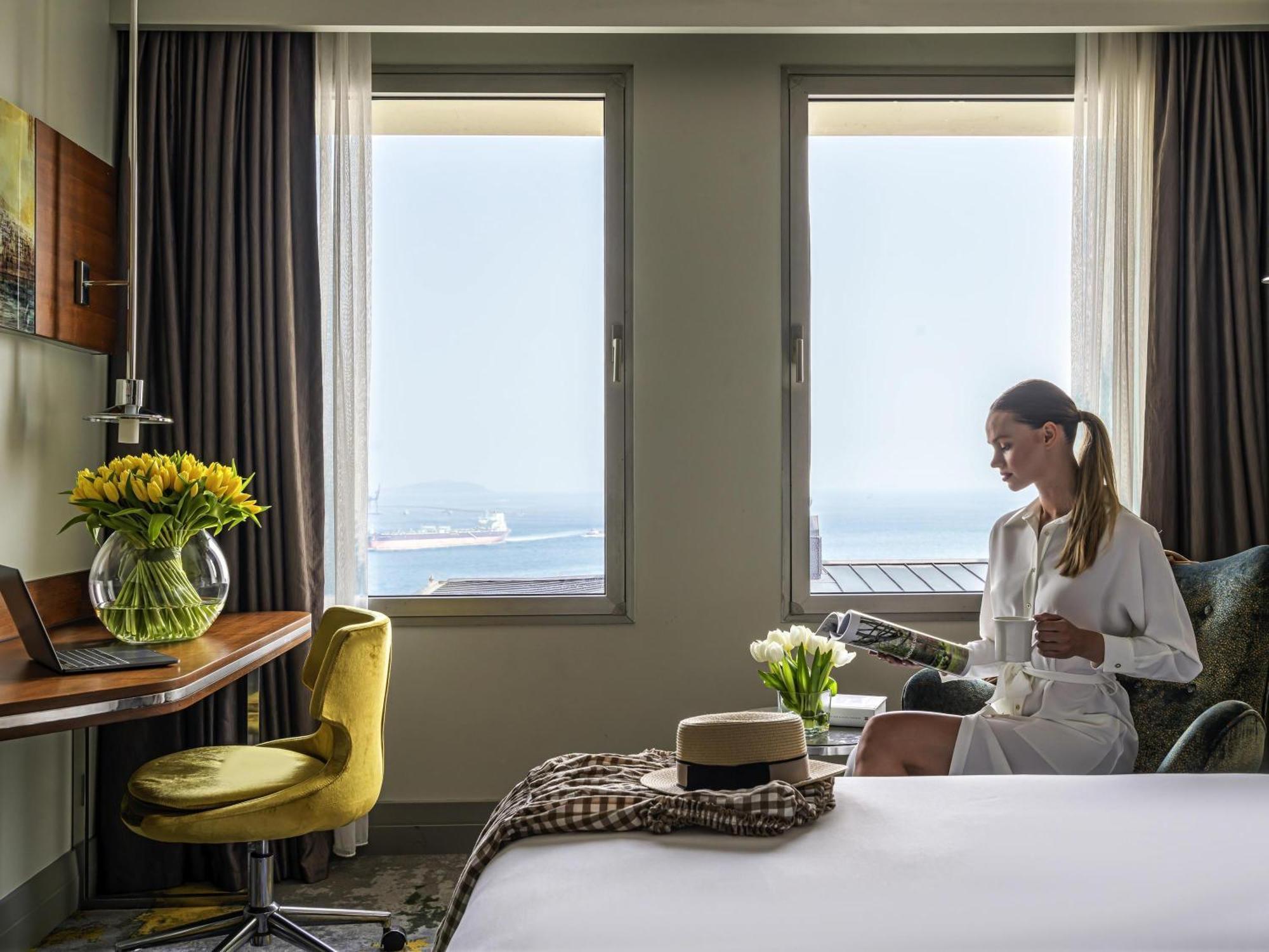 Deluxe Twin Room Bosphorus View,1742873370:JPEG