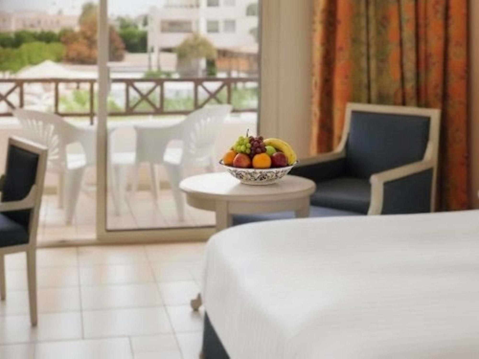 Standard Twin Room with Pool View - Mountain Side,1742652588:JPEG