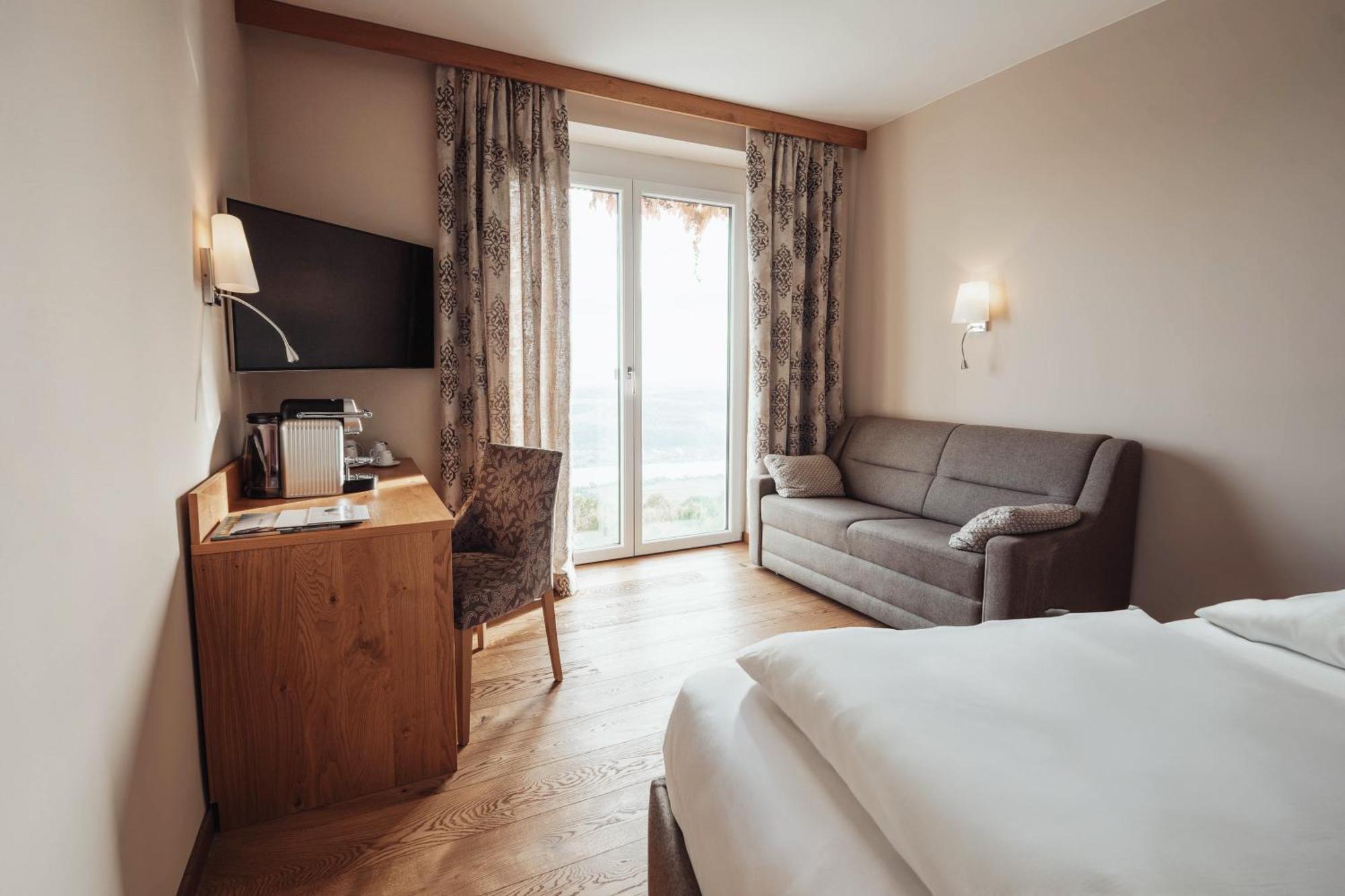 Superior Double Room - Annex,1742657143:JPEG