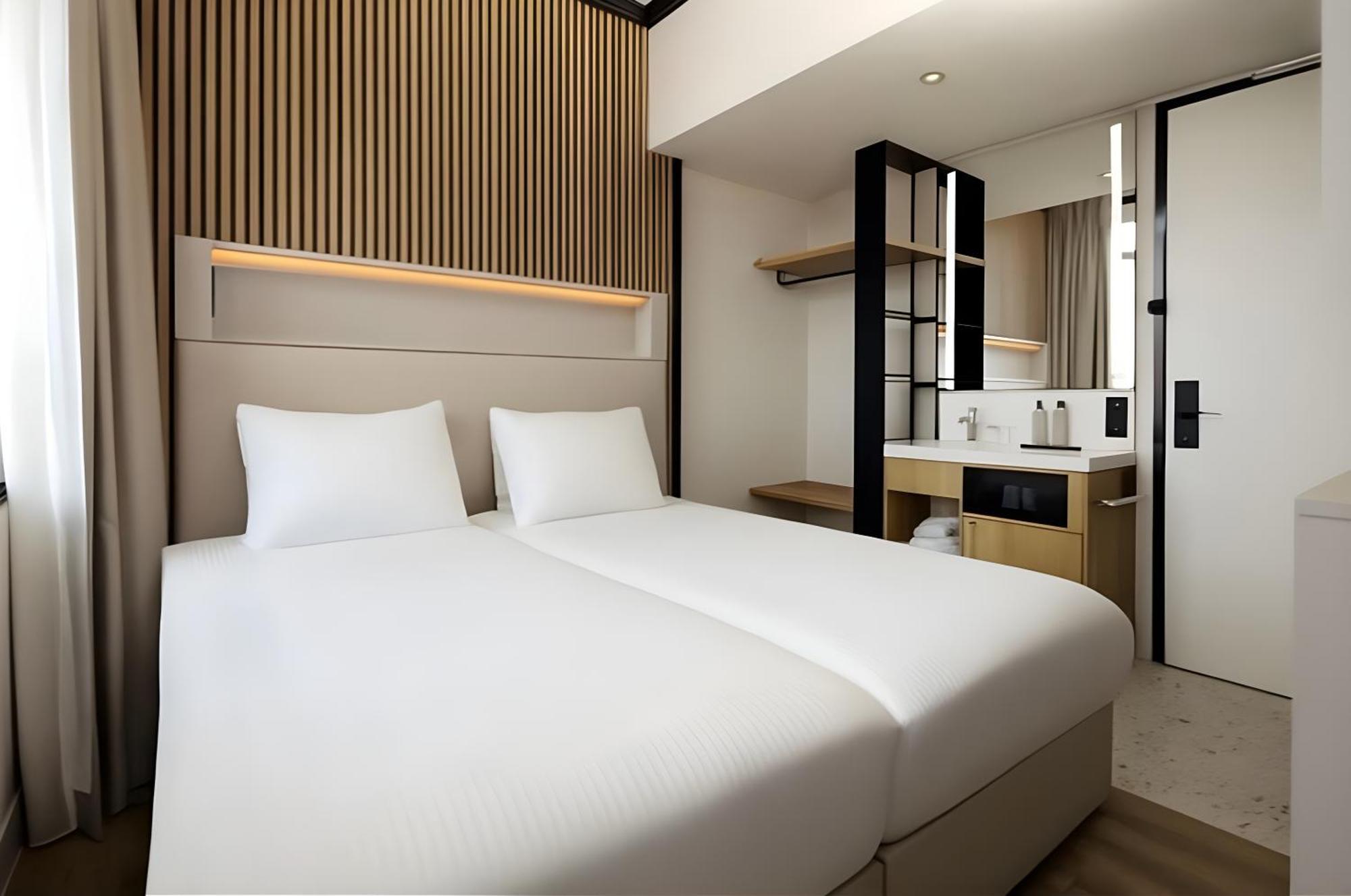 Compact Twin Room,1743563140:JPEG