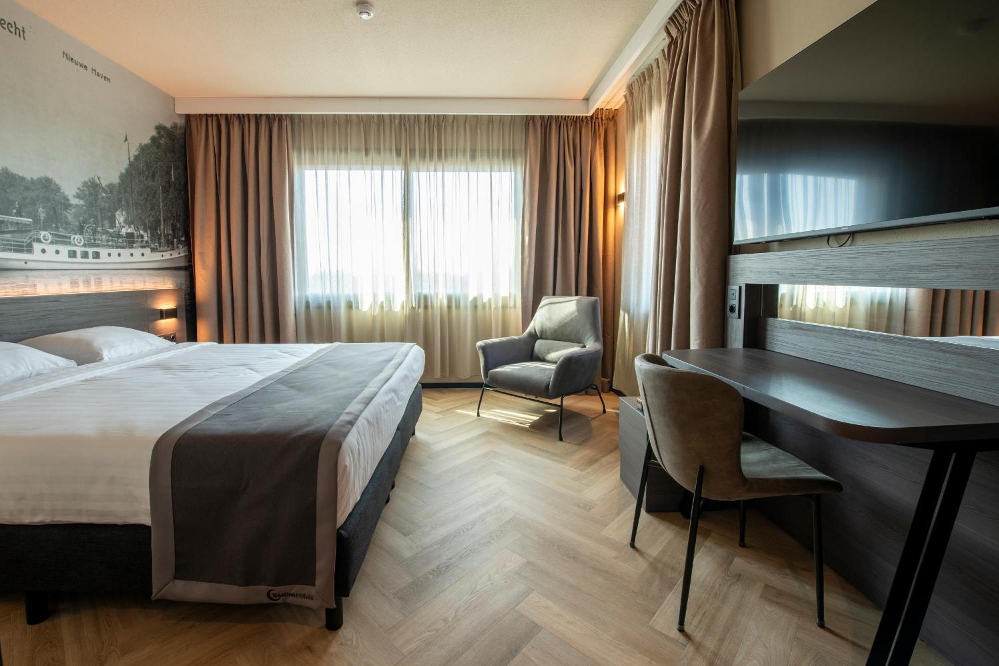 Deluxe Zimmer mit Kingsize-Bett