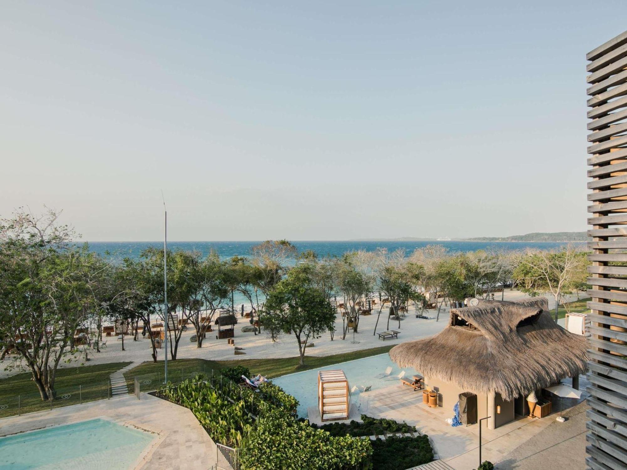 Signature King Room Beach Front,1718516644:JPEG