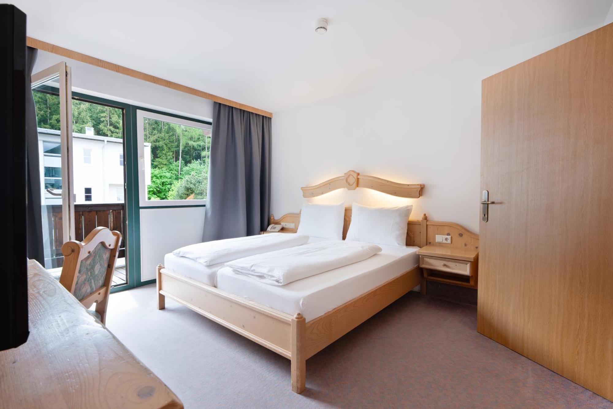 Doppelzimmer mit Balkon