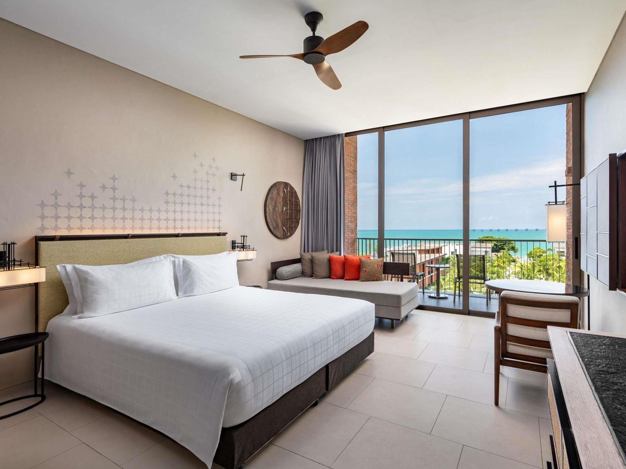 Deluxe Zimmer mit Kingsize-Bett mit Meerblick