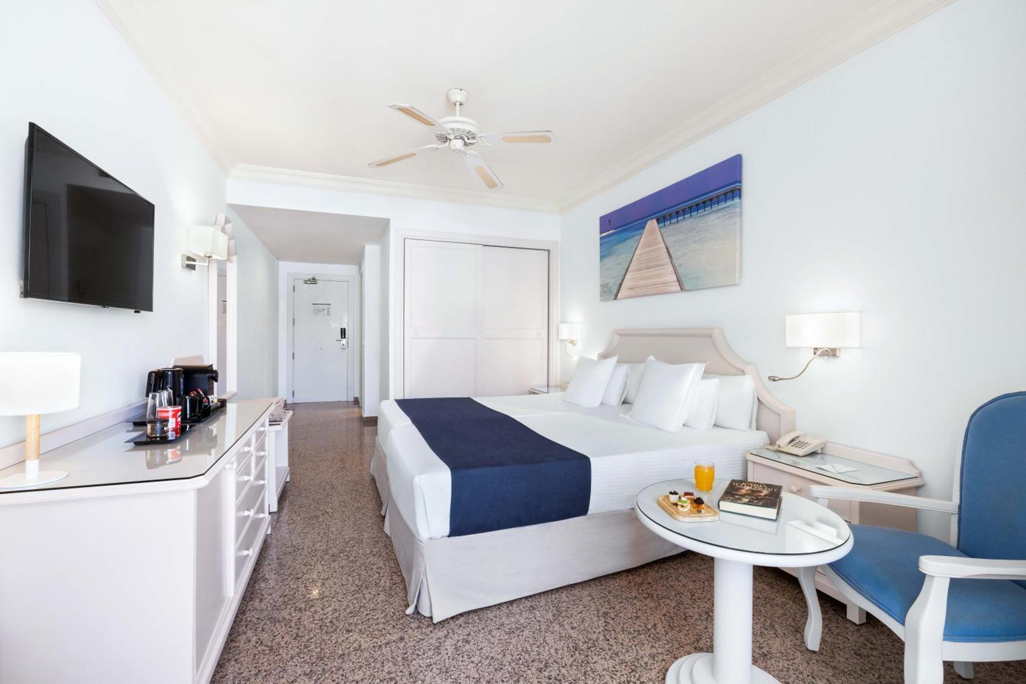 Double or Twin Room Side Sea View,1774482671:JPEG