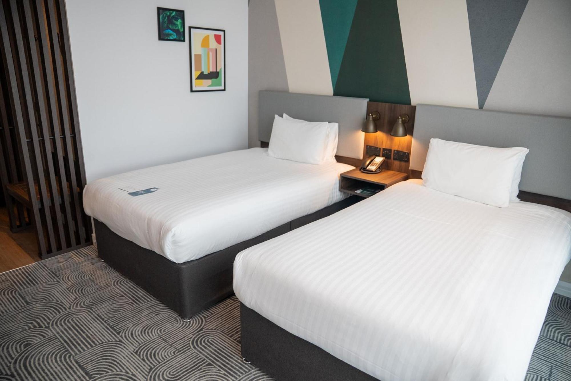 Standard Zimmer mit 2 Einzelbetten