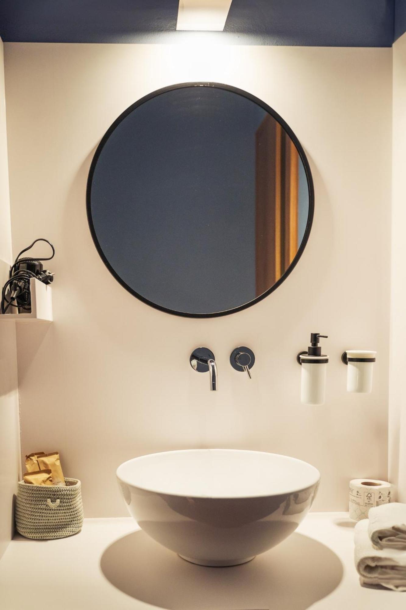 Double Room Private Bathroom