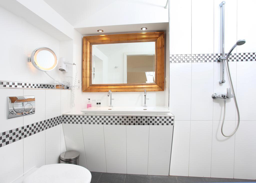Dreibettzimmer