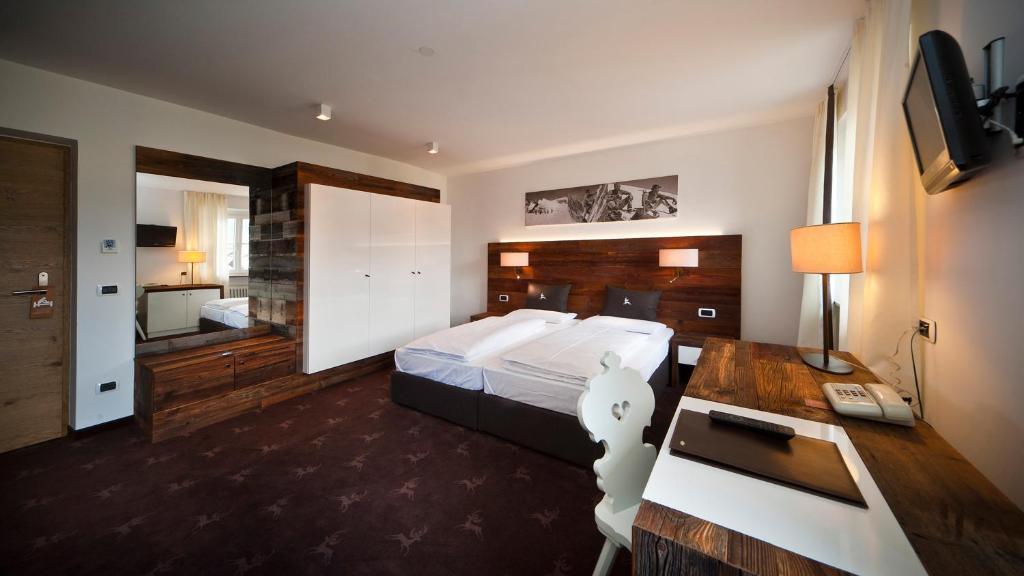 Doppelzimmer Tirol