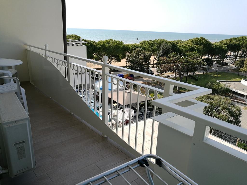 Economy Doppel- oder Zweibettzimmer mit Terrasse und Meerblick