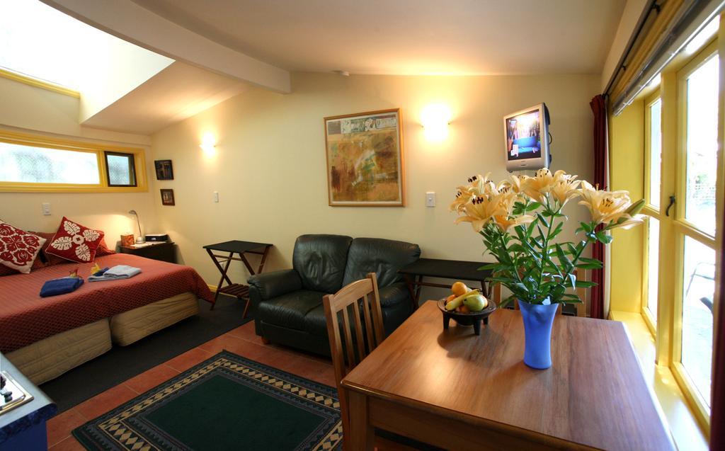 Courtyard King or Twin,404188437:JPEG