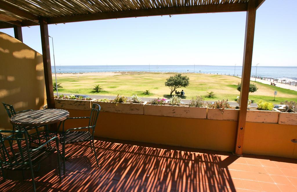 Deluxe Suite with Sea View,405463368:JPEG