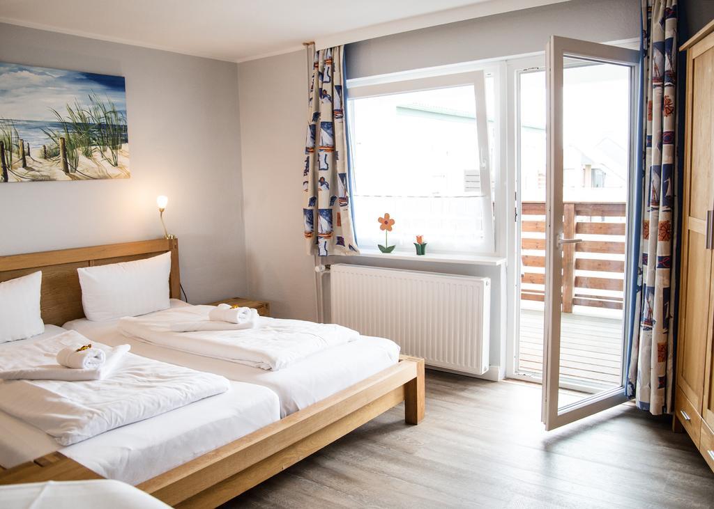 Double Room with Balcony,800448552:JPEG