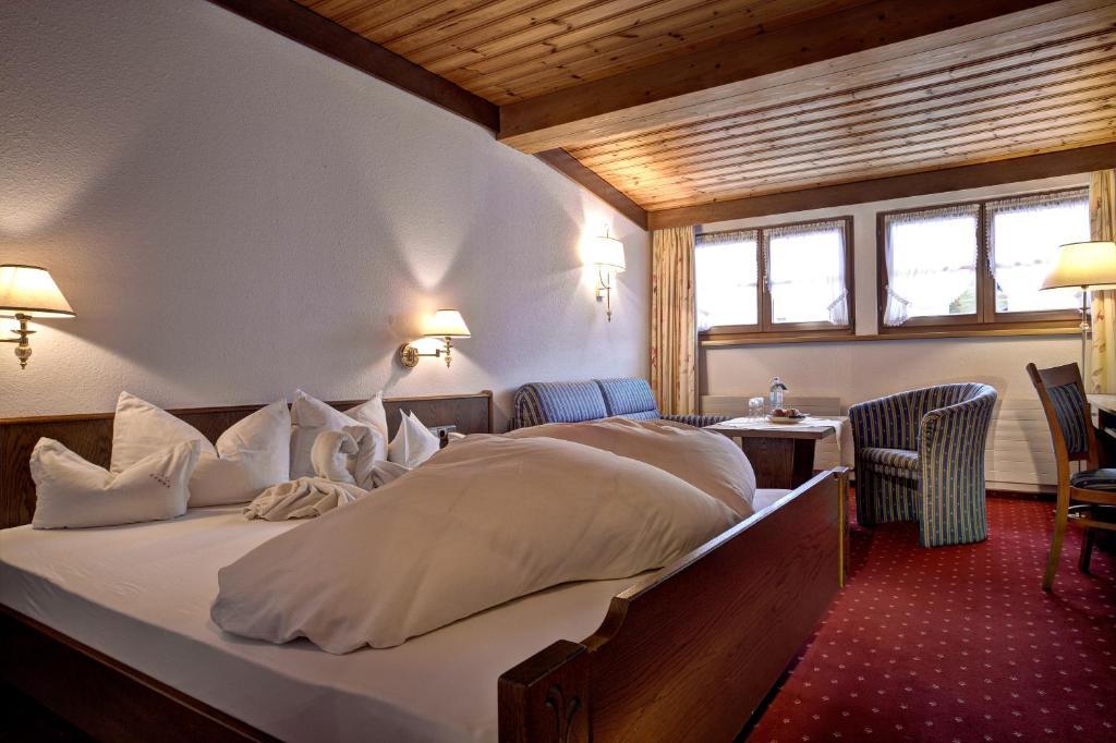 Classic Double Room,409968321:JPEG