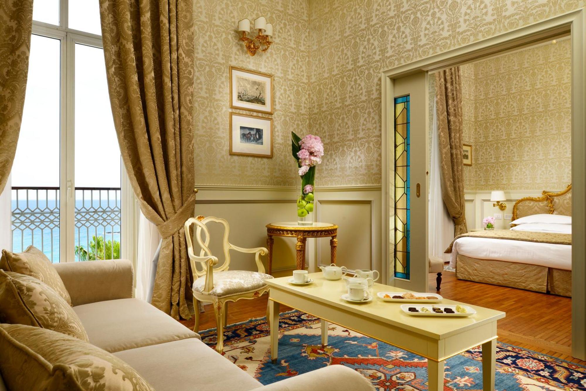 Suite mit Queensize-Bett, Meerblick und Balkon