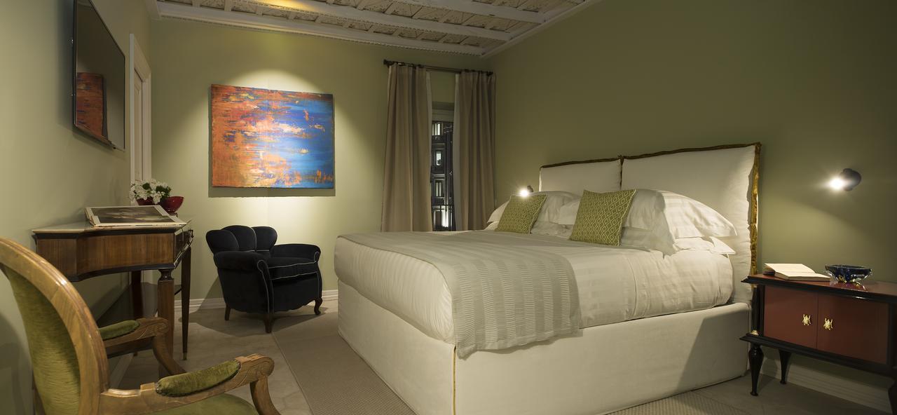 Superior Zimmer mit Kingsize-Bett und Stadtblick