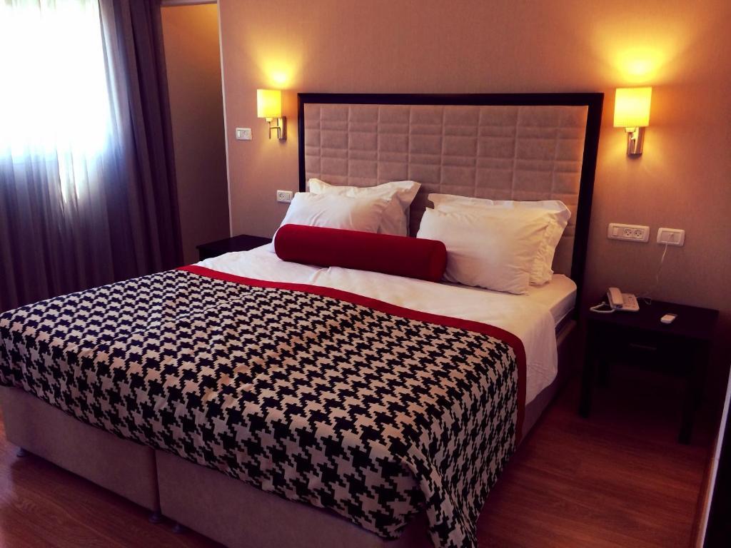 Premium Double or Twin Room,189394237:JPEG