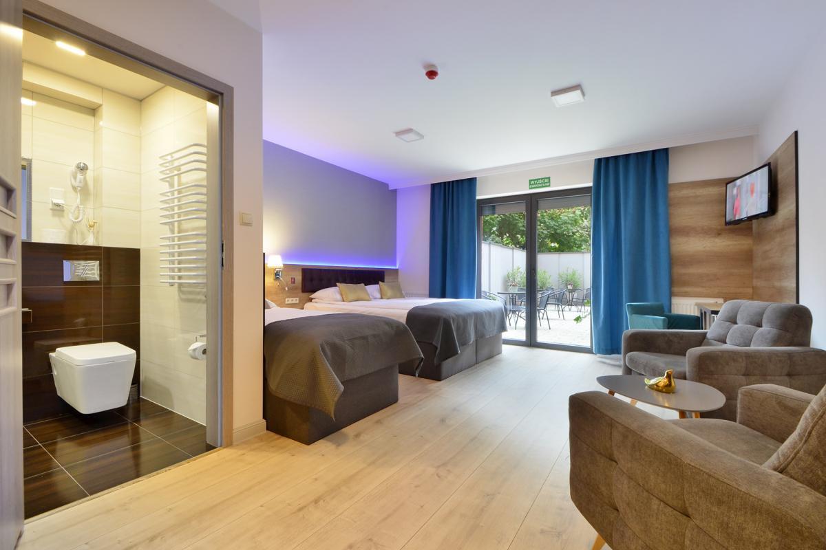 Triple Room with Terrace,662315649:JPEG