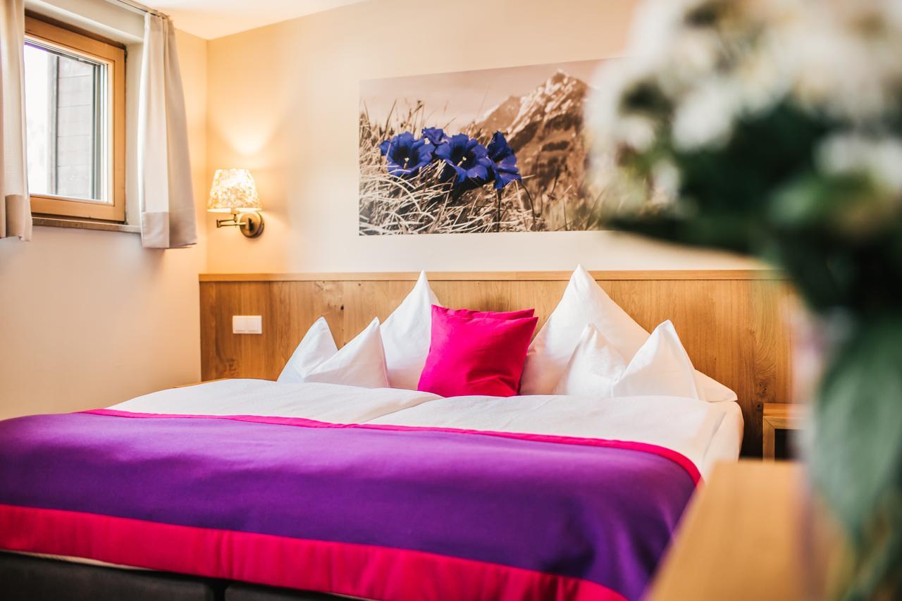 Kleines Doppel-/Zweibettzimmer