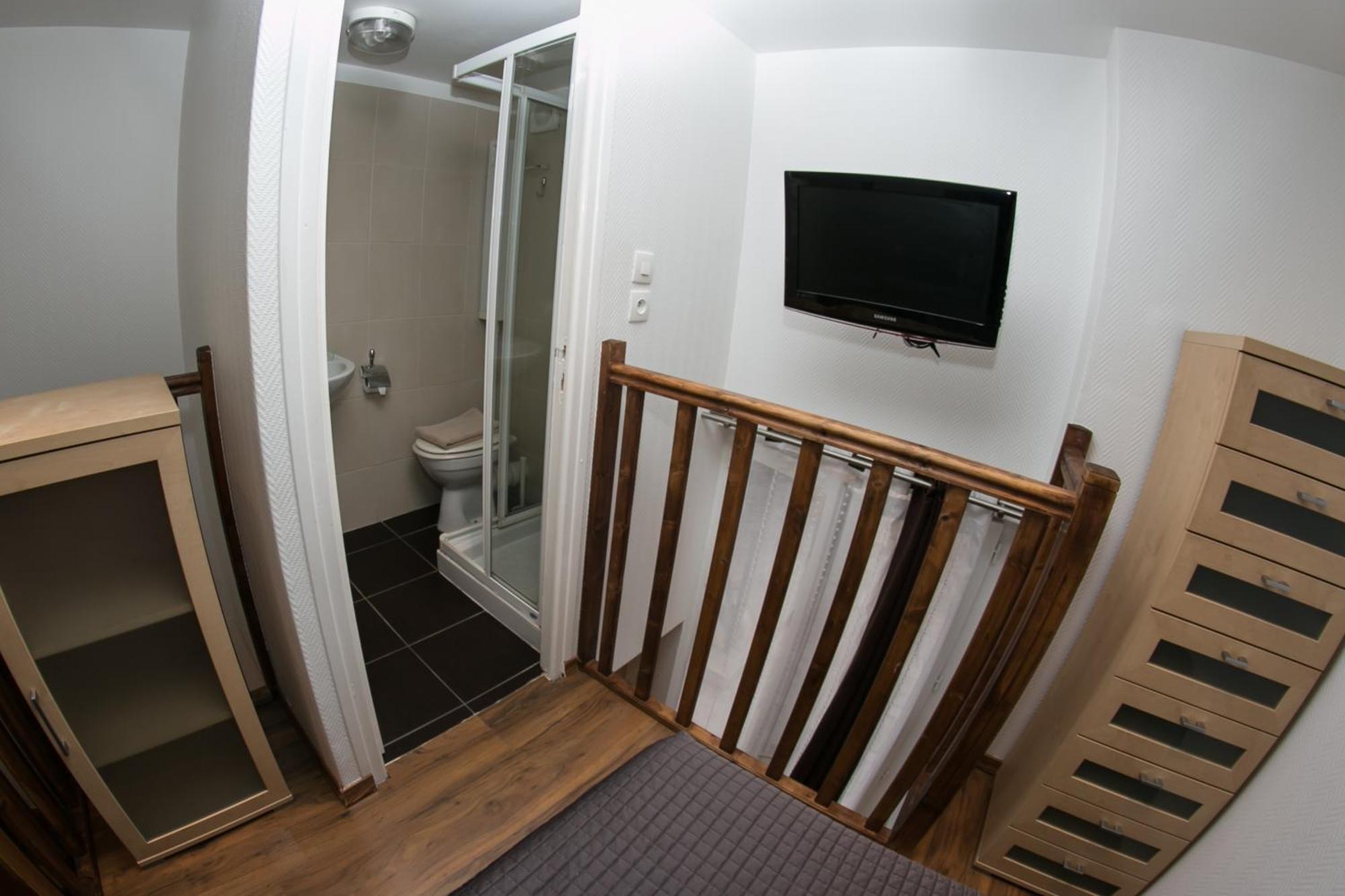 Maisonette Studio