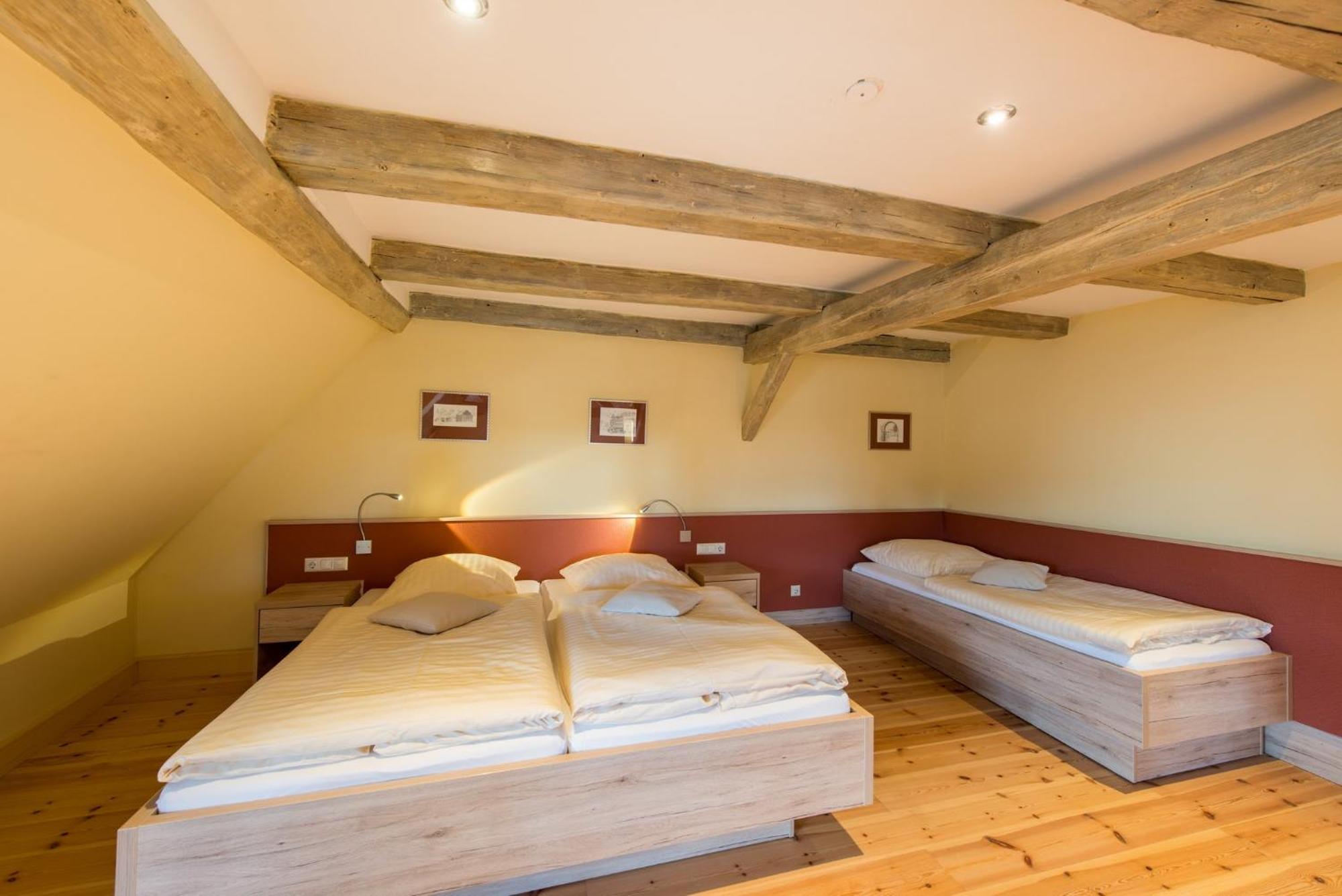 Standard Triple Room,1103668164:JPEG