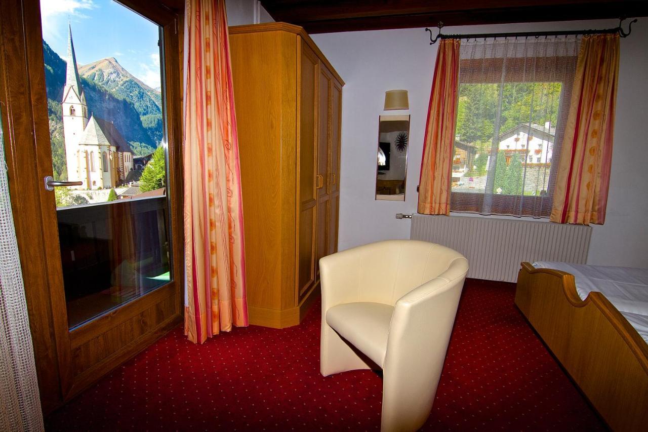 Doppelzimmer mit Balkon