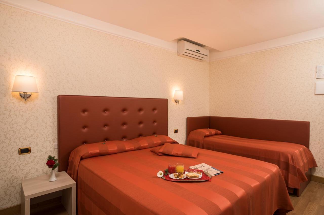 Dreibettzimmer