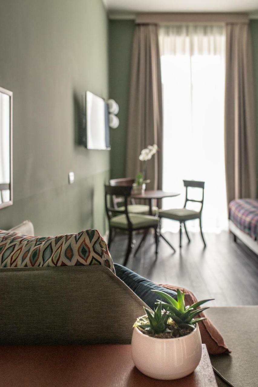 Deluxe Apartment,779624991:JPEG