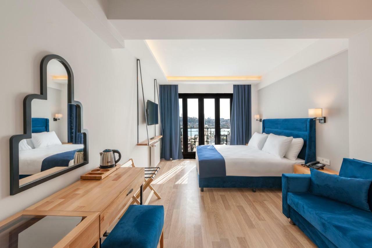 Deluxe Dreibettzimmer mit Meerblick