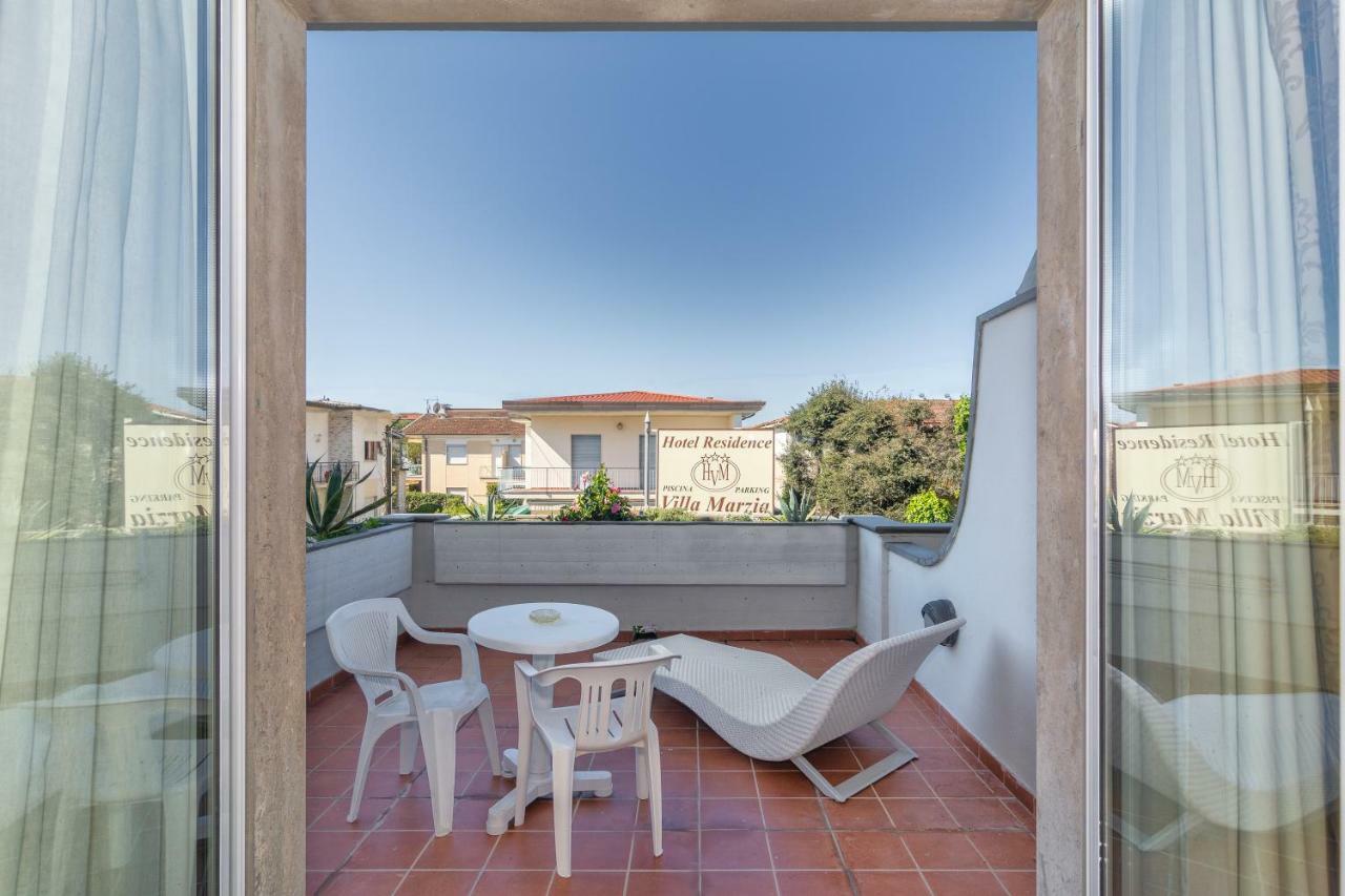 Doppelzimmer mit Balkon