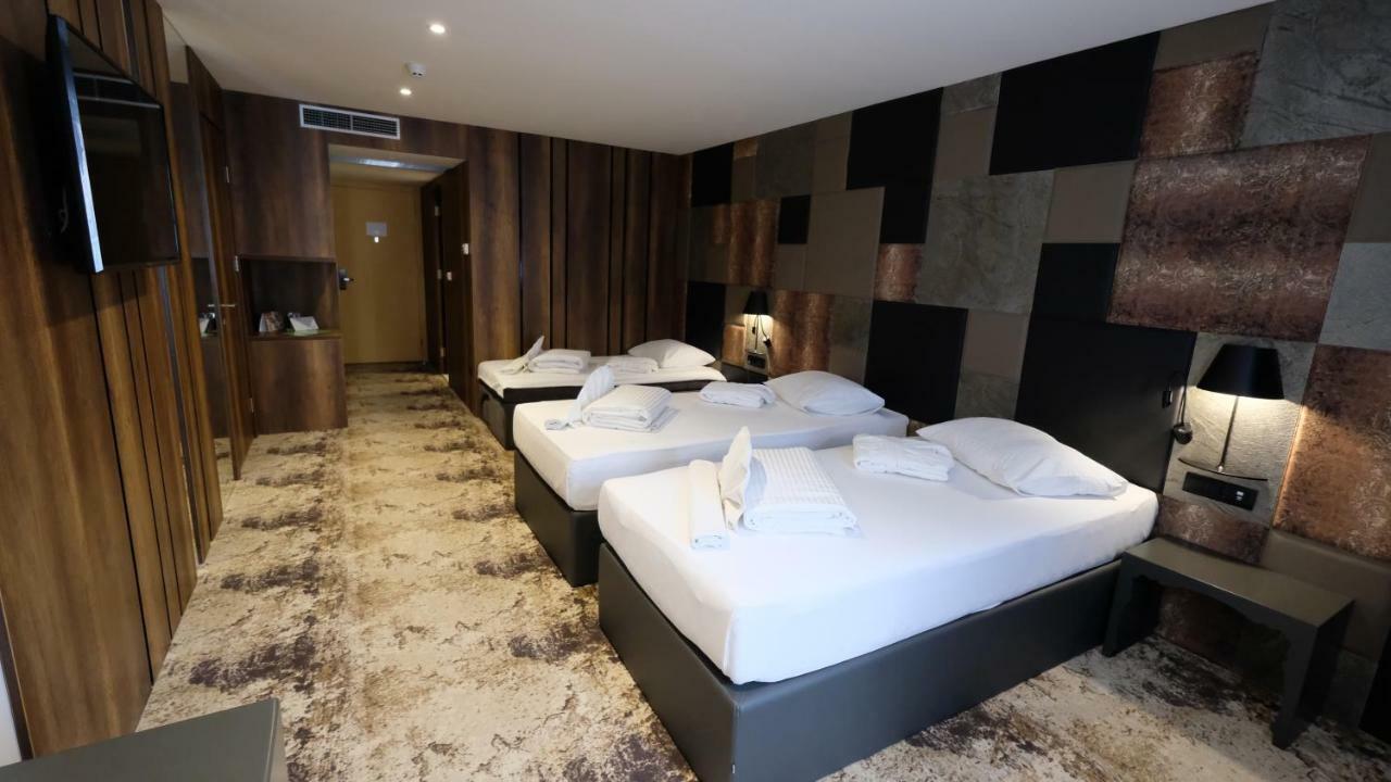 Deluxe Triple Room,791741100:JPEG