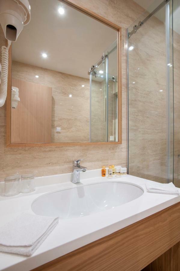 Superior Double or Twin Room,828692741:JPEG
