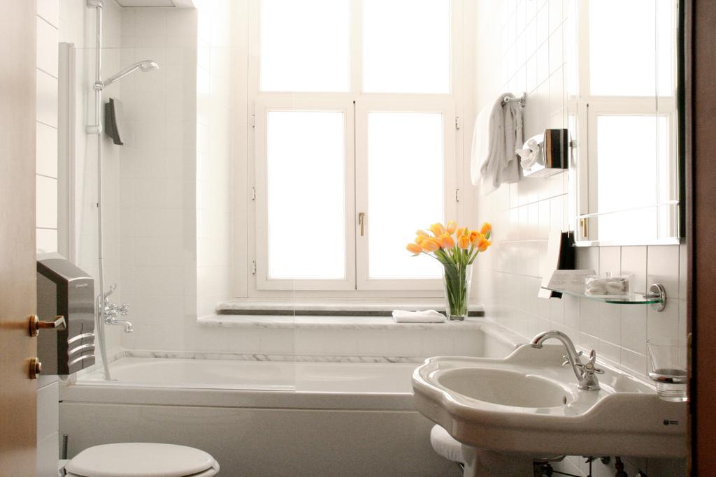 Classic Double Room,791549892:JPEG