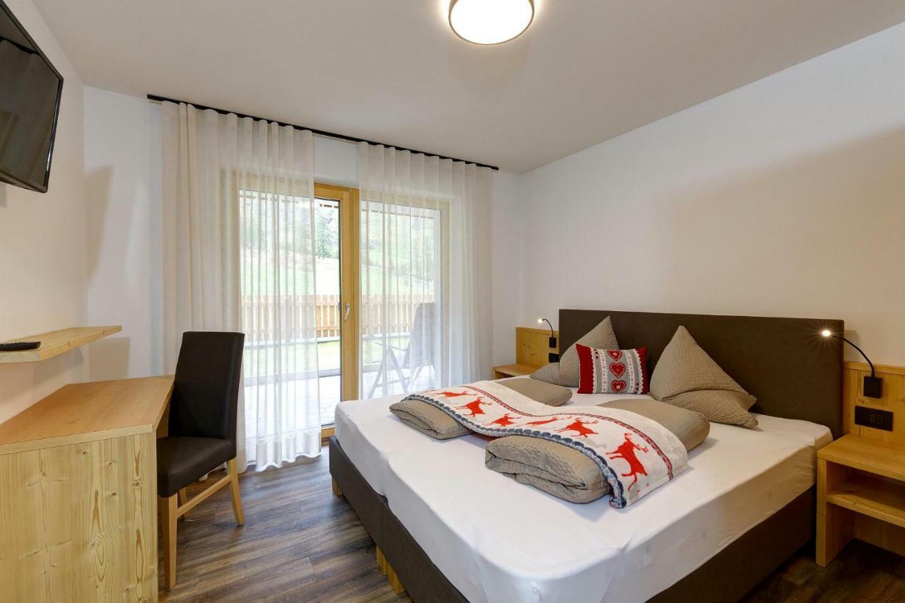 Double Room with Balcony,816748871:JPEG