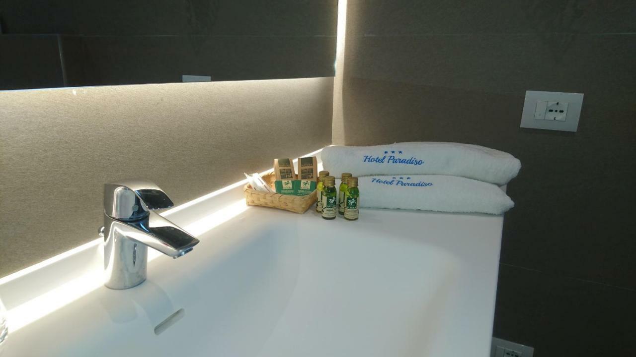 Junior Suite with Balcony,844245740:JPEG