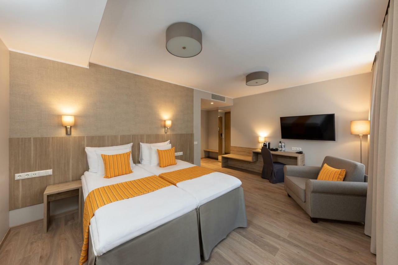Superior Double or Twin Room,1169351887:JPEG