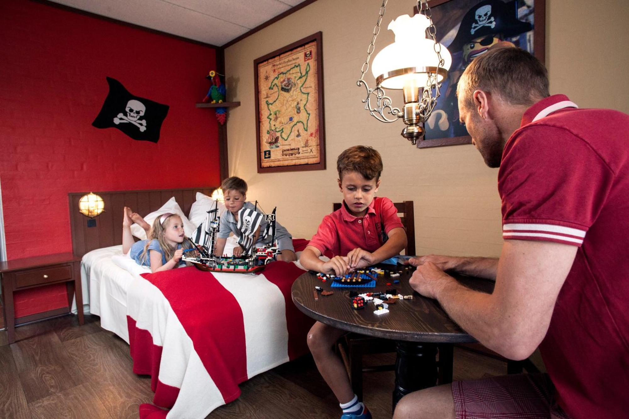 Pirate Room,862396949:JPEG