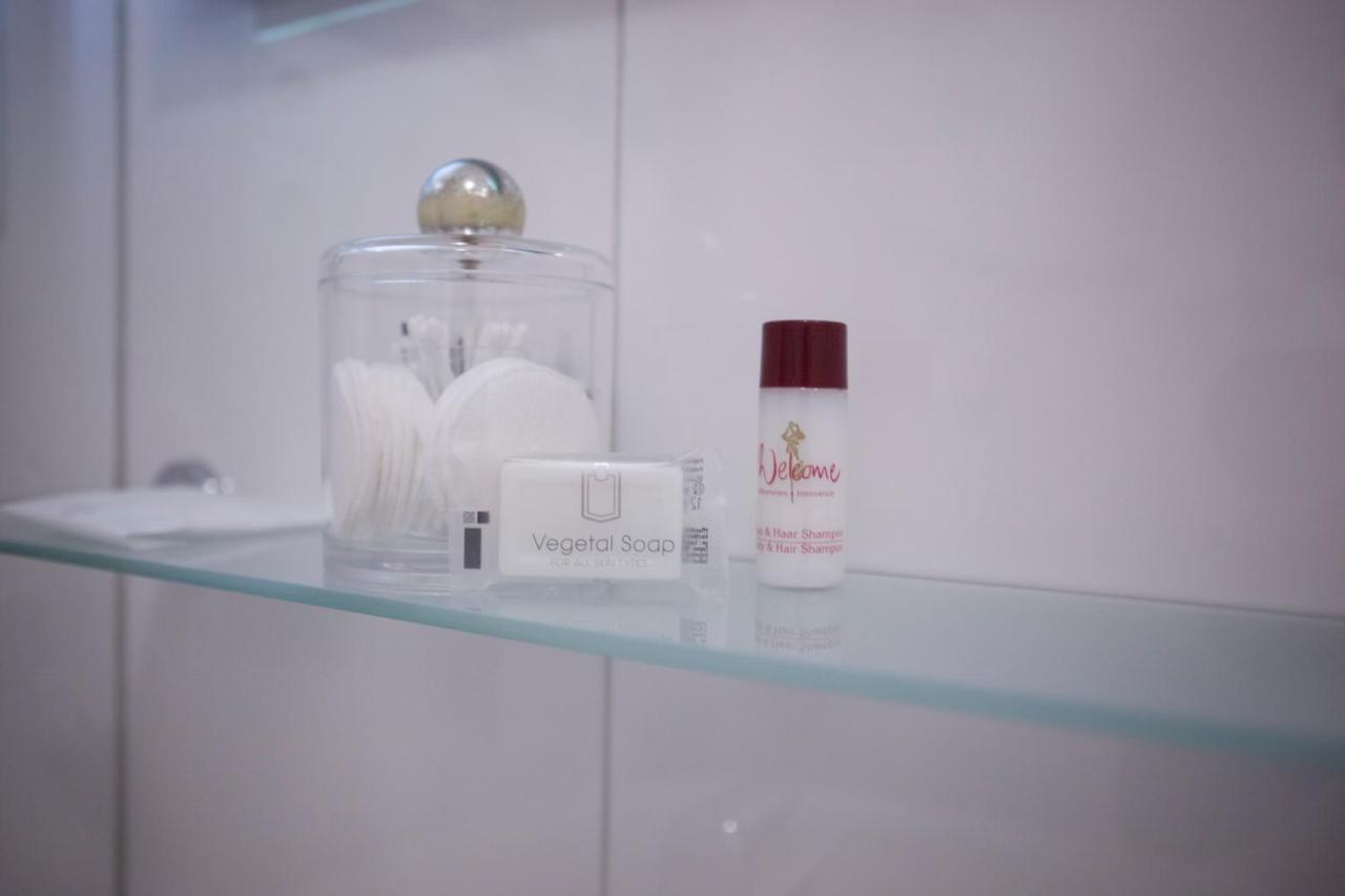 Single Room,943609951:JPEG