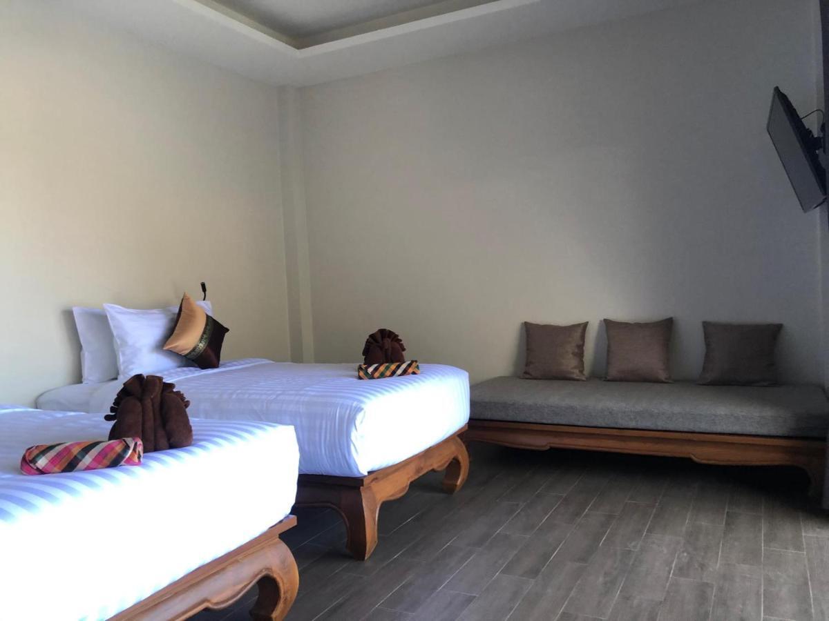 Doppelzimmer mit Poolblick