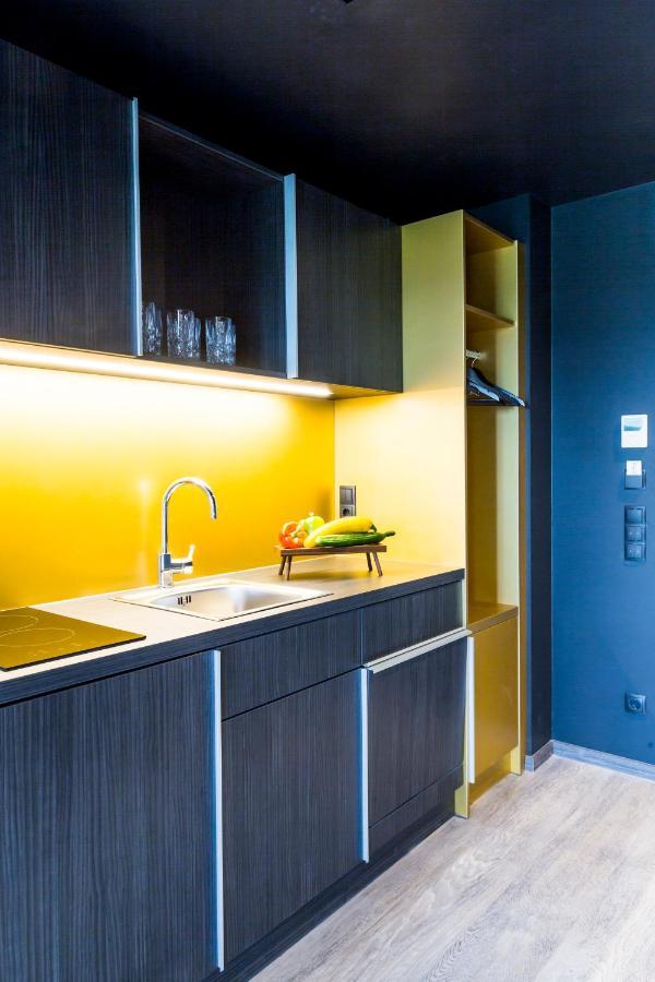 Apartment Gold,998698497:JPEG